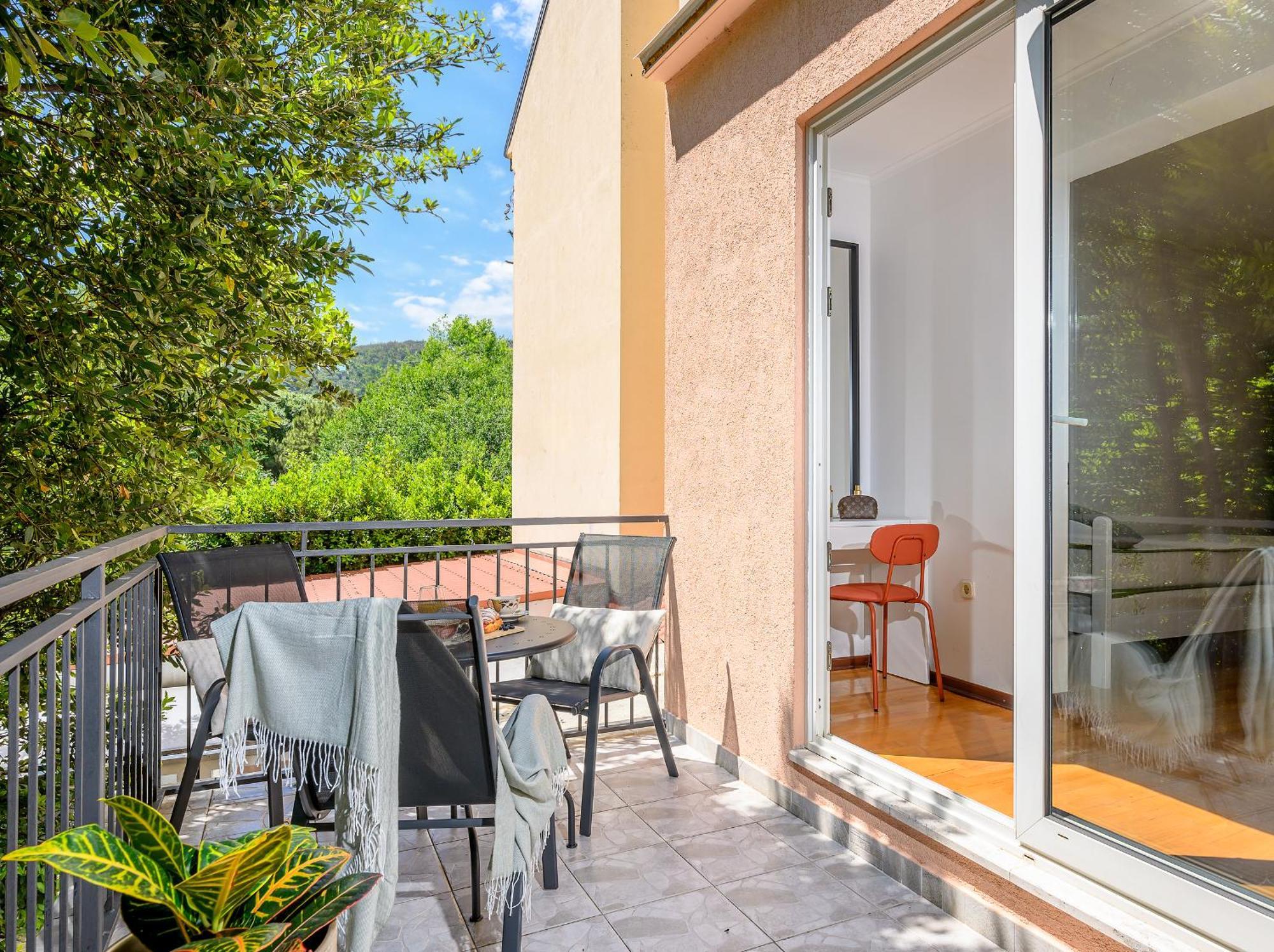 Yellow House With Private Parking Spalato Esterno foto